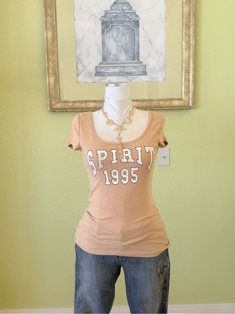Forever 21 Peach Scoop Neck 'SPIRIT 1995' Ribbed Graphic Tee